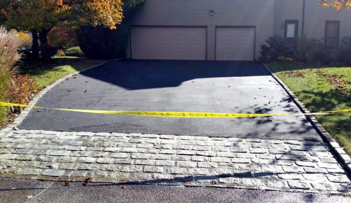 Driveway Repair-Treasure Coast Concrete Services Pros-We do concrete services, concrete underlayment & overpayment, polishing, decorative, stamped, stained, sealed, concrete grinding, Stucco installation, EIFS repair, new construction concrete pouring, epoxy floor finishing, concrete repair, commercial concrete contracting work, and more
